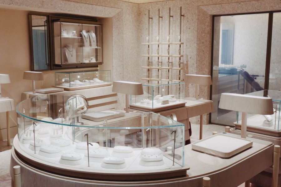 Kısmet by Milka Flagship, New Bond Street, London W1: retail fit-out, image 4 of 6