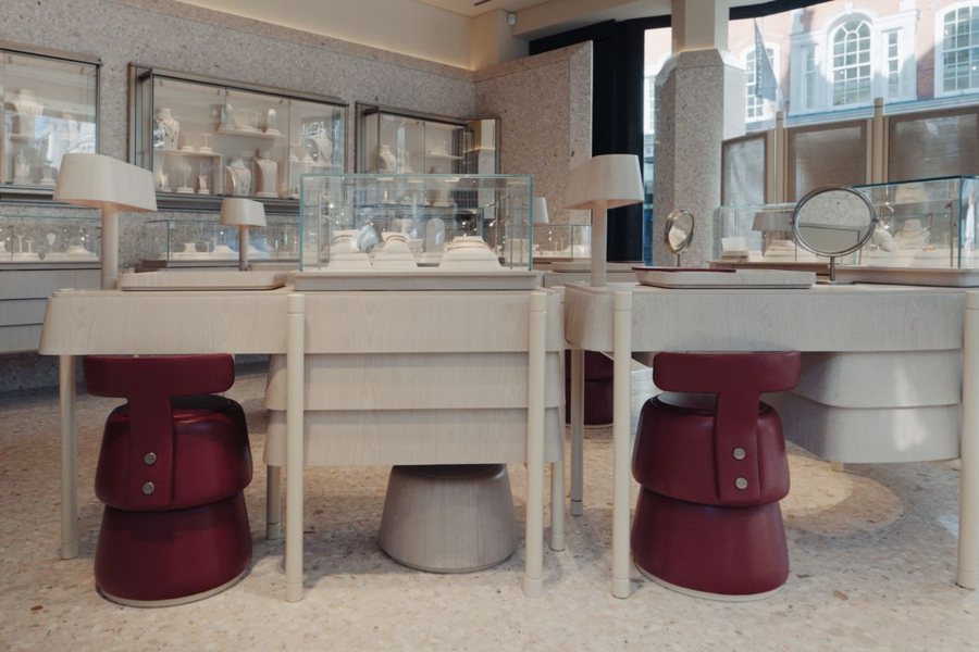 Kısmet by Milka Flagship, New Bond Street, London W1: retail fit-out, image 5 of 6